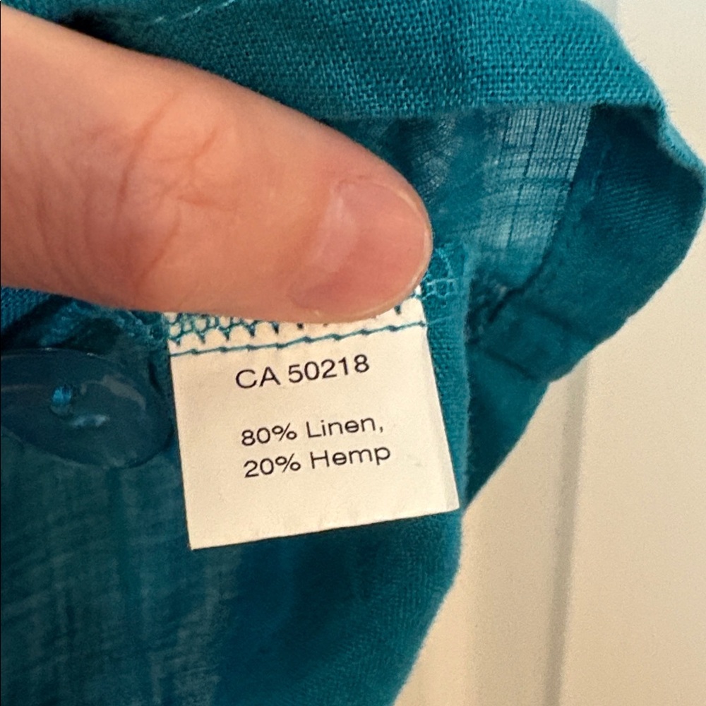 Linen blend top. - Picture 7 of 7